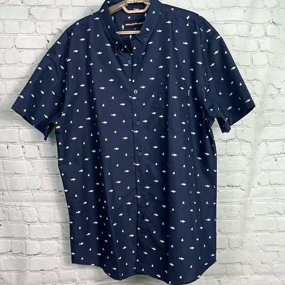 MOLOKAI Surf Co Shirt Mens XXL Blue w/white Shark Print Short Sleeve Beach - Picture 1 of 5